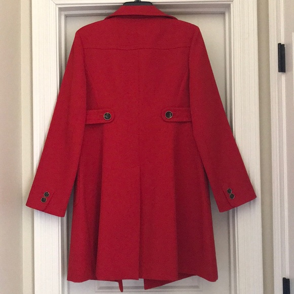 SALE!! Chic and Elegant Ann Taylor Coat! - Picture 5 of 8